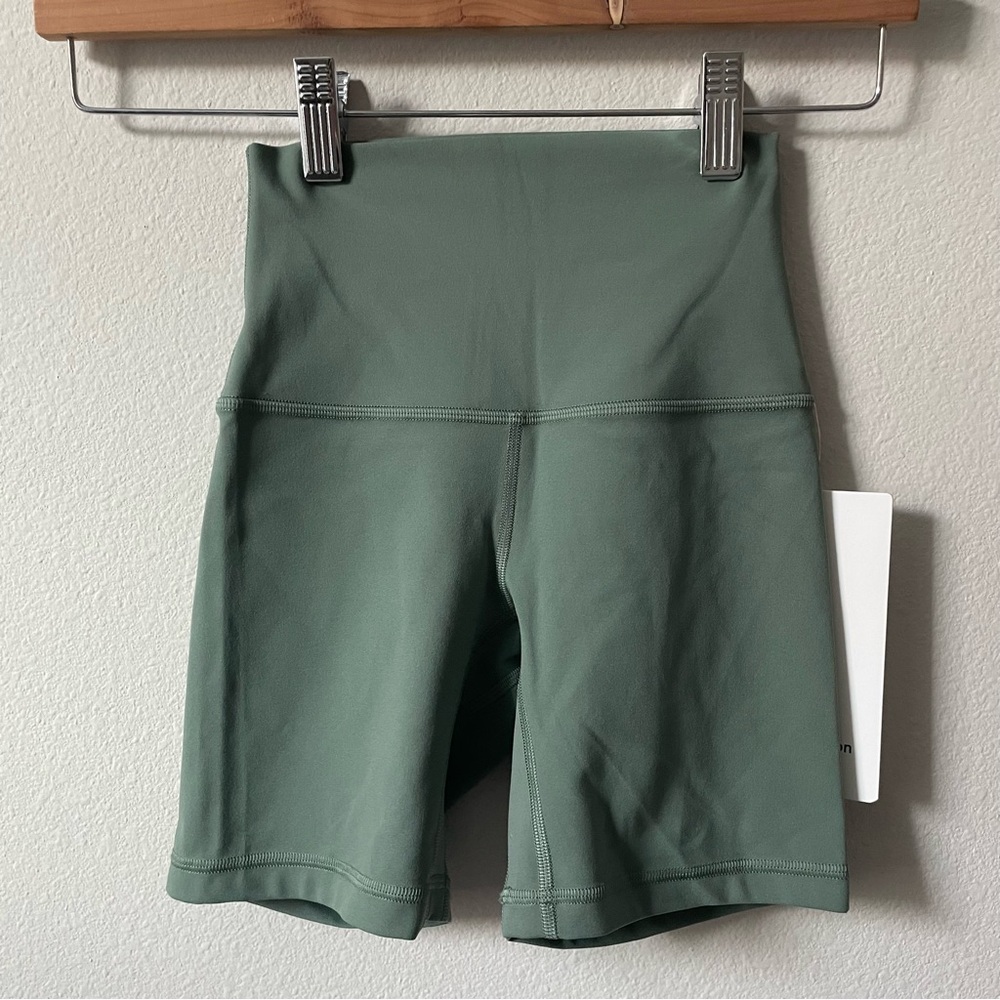 NWT Lululemon Align High-Rise Short 6” Grey Eucalyptus Size 0